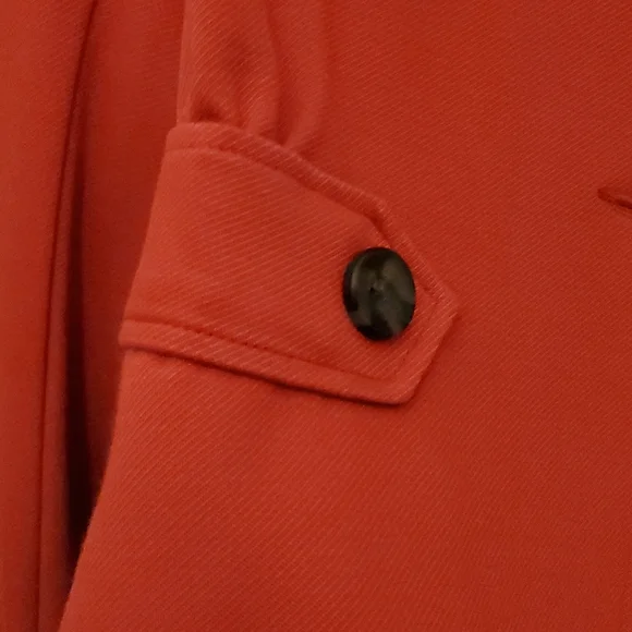 CAbi Red Button Front Blazer Jacket Style NWOT - Picture 4 of 6